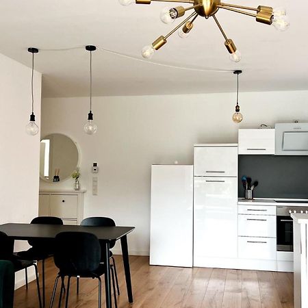 2 Zkb Apartment In Mannheim Kueche - Parken - Grosser Tv Exteriör bild